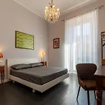 Piazza Del Popolo Apartment With View